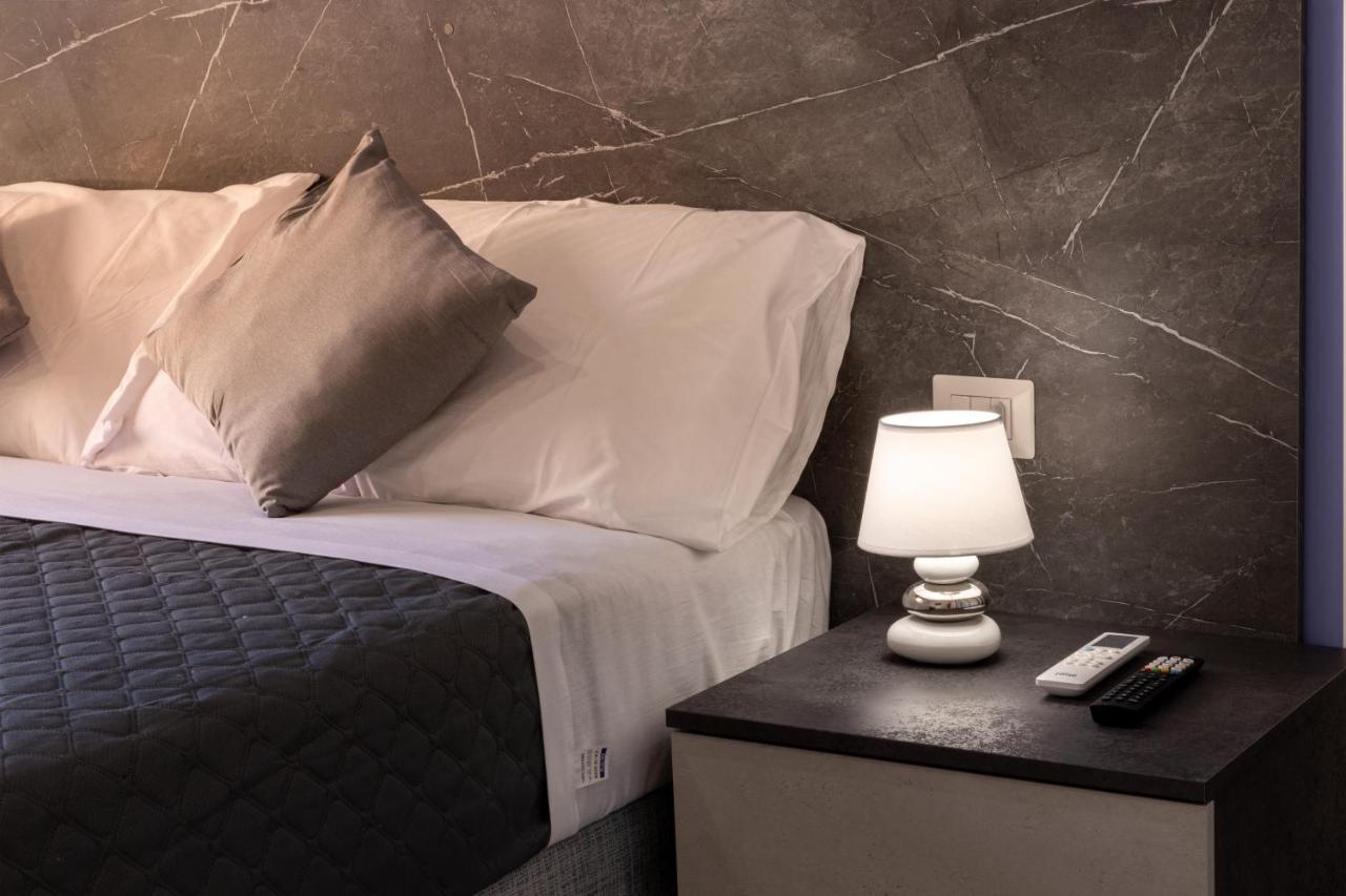 Partenope Guest House Napoli Dış mekan fotoğraf